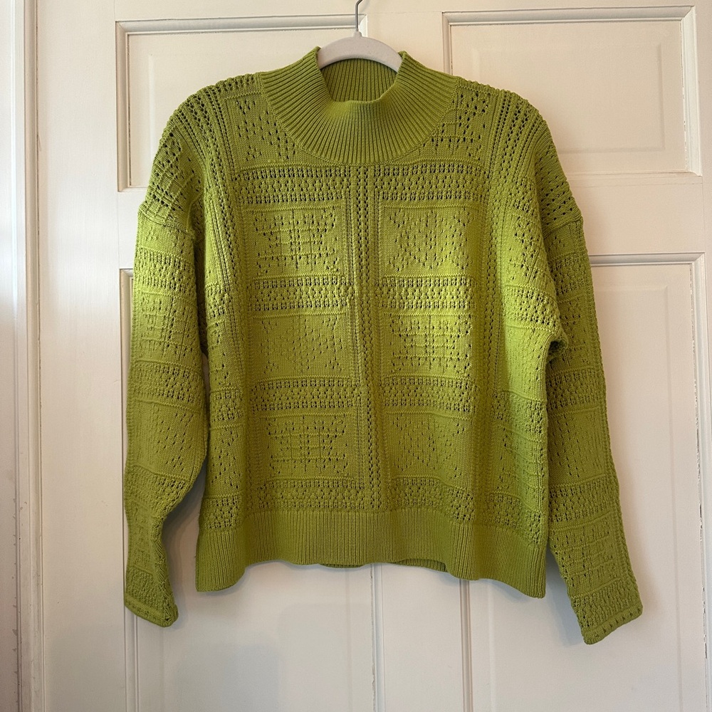 Club Monaco chartreuse Mockneck Sweater small